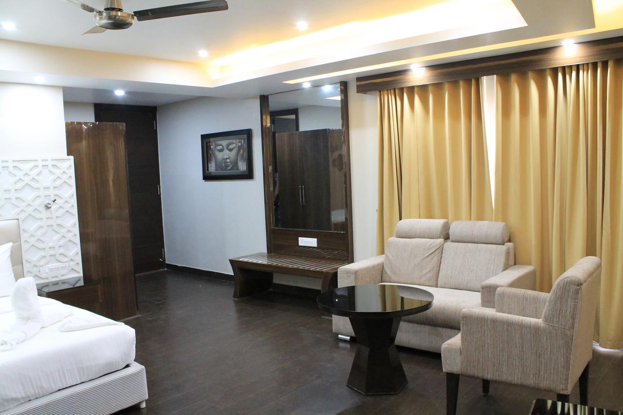 Ansh 3* GOA